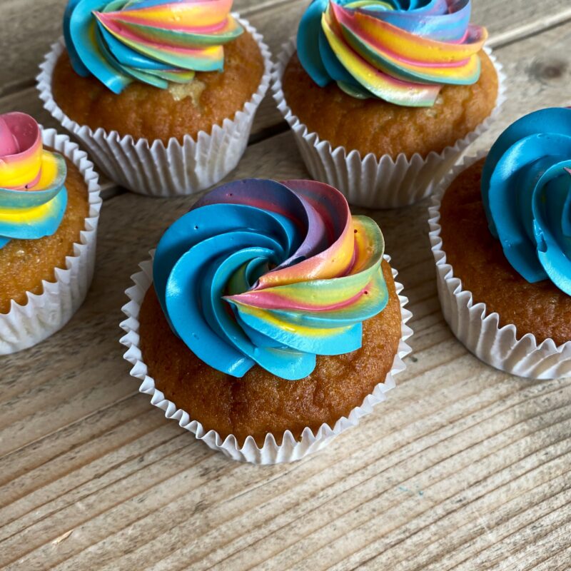 colorful cupcakes, kleurrijke cupcakes, roze cupcake, pink cupcake, blue cupcake, blauwe cupcake, gekleurde cupcake, colored cupcake, green cupcake, groene cupcake, vrolijke cupcake, happy cupcake, rainbow cupcake, regenboog cupcake, gele cupcake, yellow cupcake, orange cupcake, oranje cupcake, paarse cupcake, purple cupcake, disco cupcake, mixed colored cupcake, marble cupcake, marmer cupcake, bonte cupcake, spots cupcake, colorful spots cupcake, cream cupcake, creme cupcake, Cupcakes, Cakes, cakes amsterdam, cake shop amsterdam, cupcake winkel amsterdam, taart amsterdam kopen, red velvet amsterdam, red velvet kopen, birthday cake amsterdam, verjaardagstaart amsterdam, red velvet cake, red velvet taart, american red velvet amsterdam, red velvet cake amsterdam, red velvet cake bestellen, wedding cake, bruidstaart, thema taart, theme cake, customized cake, corporate cake, big cake amsterdam, grote taart bestelling, stapeltaart bestellen, gender reveal cake amsterdam, gender reveal taart amsterdam, birthdayparty cake, kinderfeestje traktatie, , online taarten winkel, online taarten kopen, online taarten bestellen, webshop cakes, order cakes online, bakery amsterdam, amsterdam bakkerij, american bakery amsterdam, cheesecake kopen, cheesecake bestellen, red velvet cheesecake, birthdayparty cake, cupcake amsterdam, cupcakes kopen, cupcakes bestellen, online cupcake winkel, online cupcakes kopen, online cupcakes bestellen, webshop cupcakes, order cupcakes online, bakery amsterdam, cakepops amsterdam, cakepop winkel amsterdam, cakepops bestellen, cupcakes traktatie, corporate cupcakes, corporate cake, corporate gift, zakelijke cupcakes, fair trade gebak, fair trade taart, fair trade cake, fair trade cupcakes
